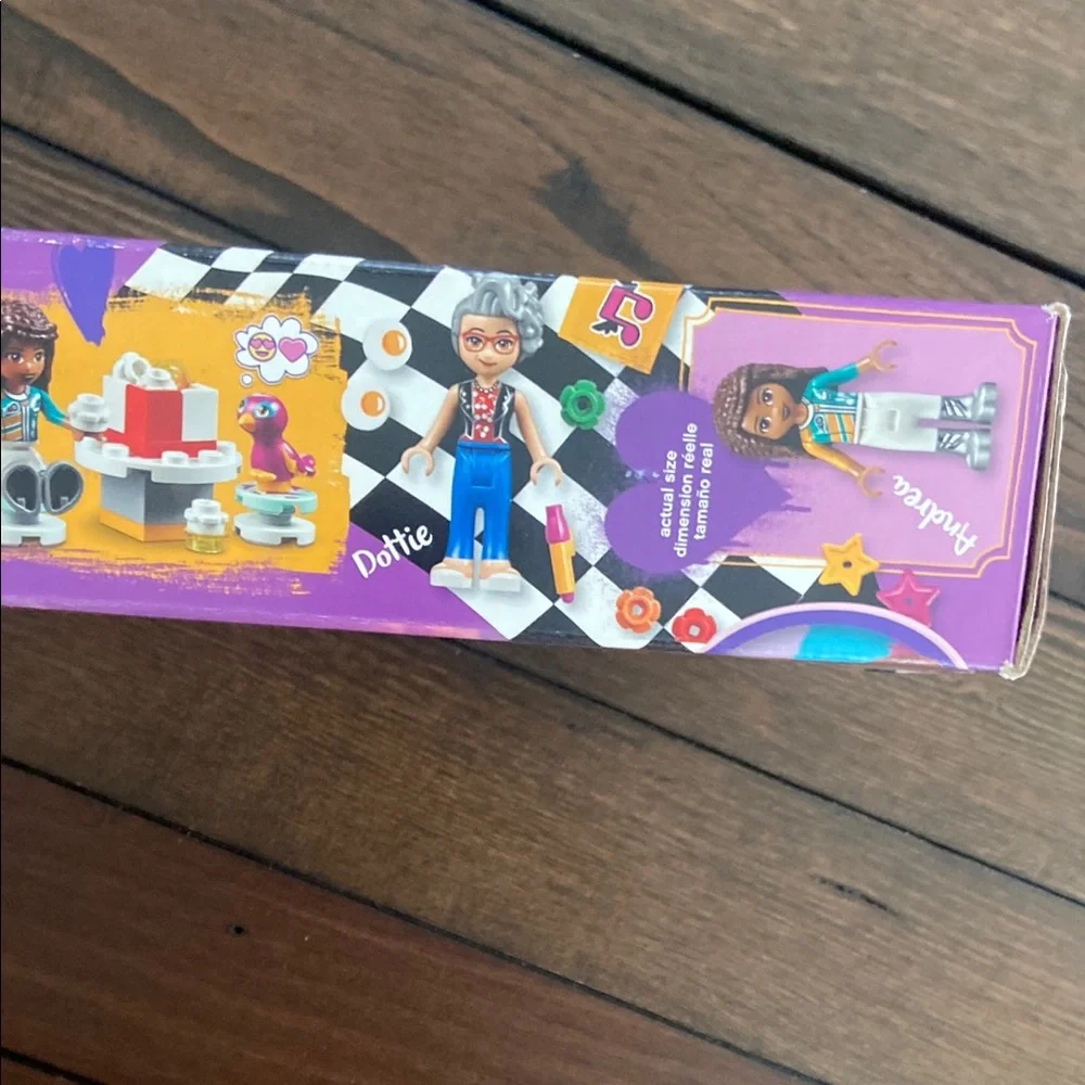 Lego Friends Retired Drifting Diner set